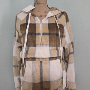 Soft Plaid Half-Zip Hoodie in Tan & White